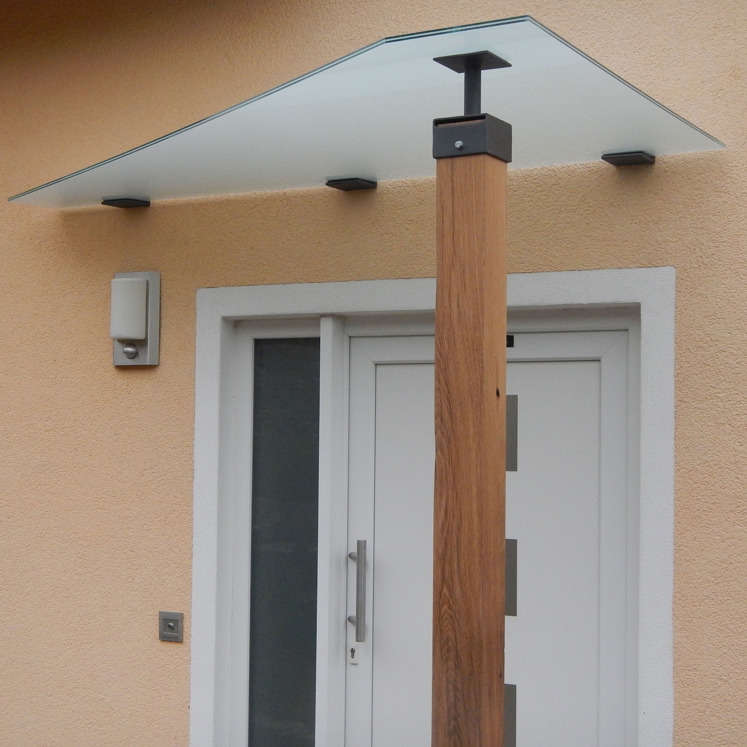 metall-holz-glas